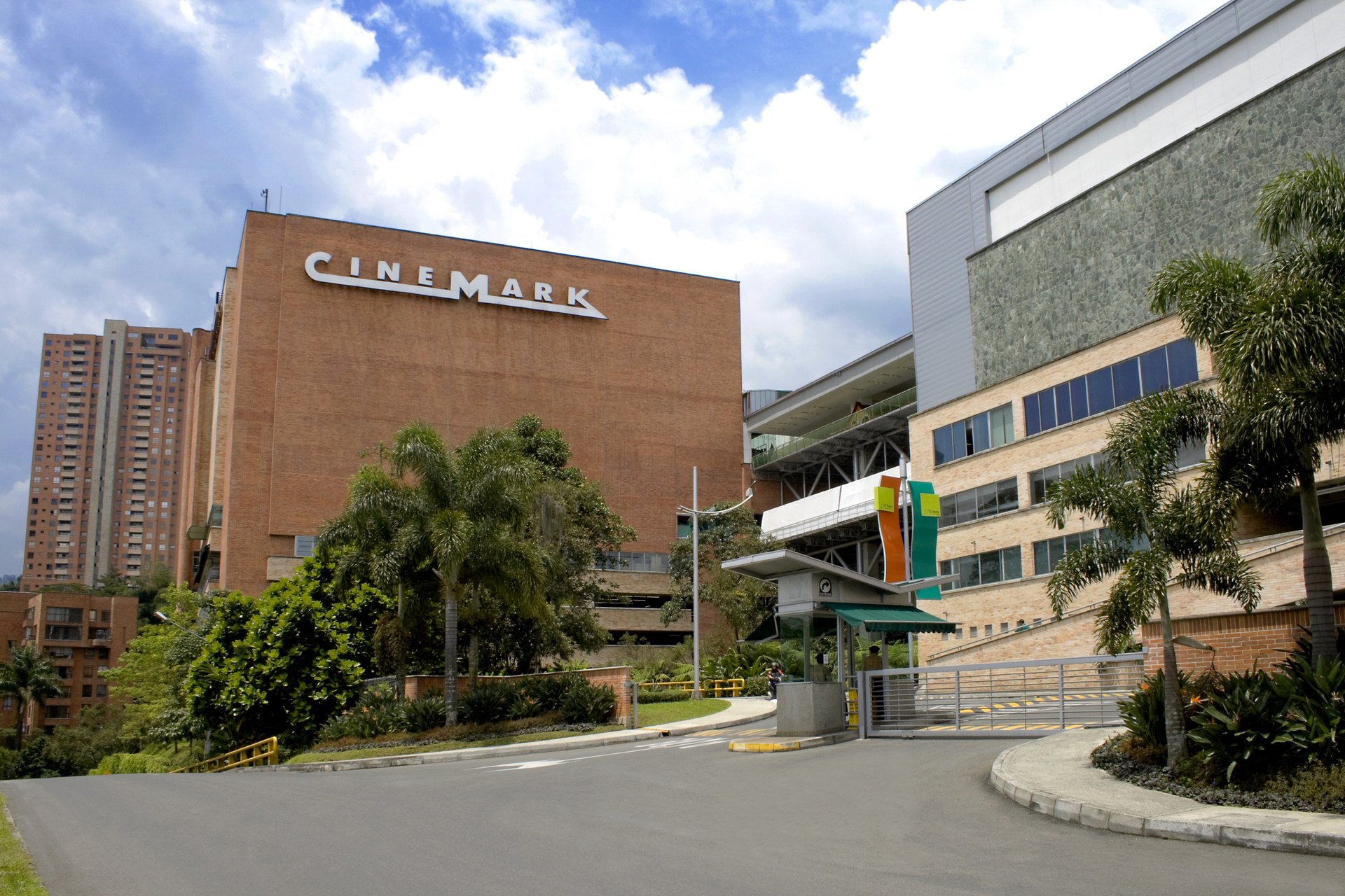 Centro Comercial El Tesoro Real Estate Investment in Medellin Colombia